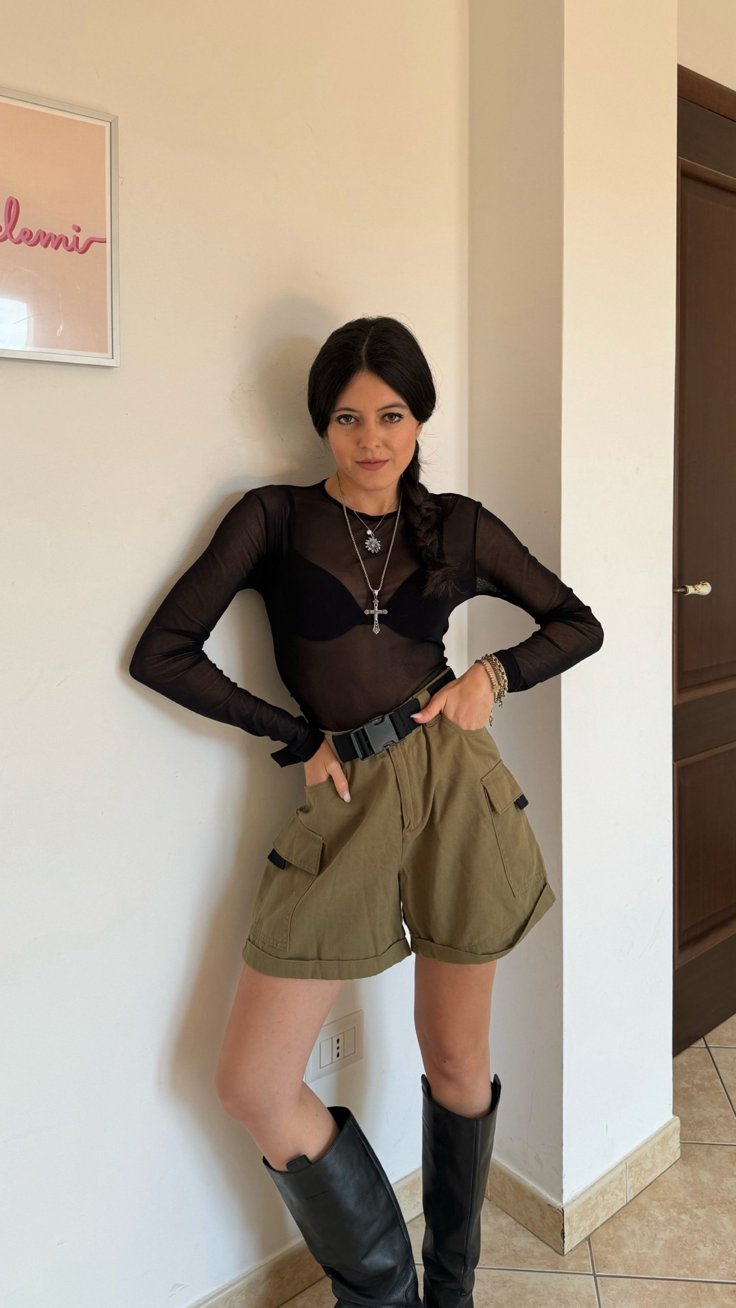 Shorts by Only cargo - stile Tomb Raider vintage second hand Catania Riciclemi