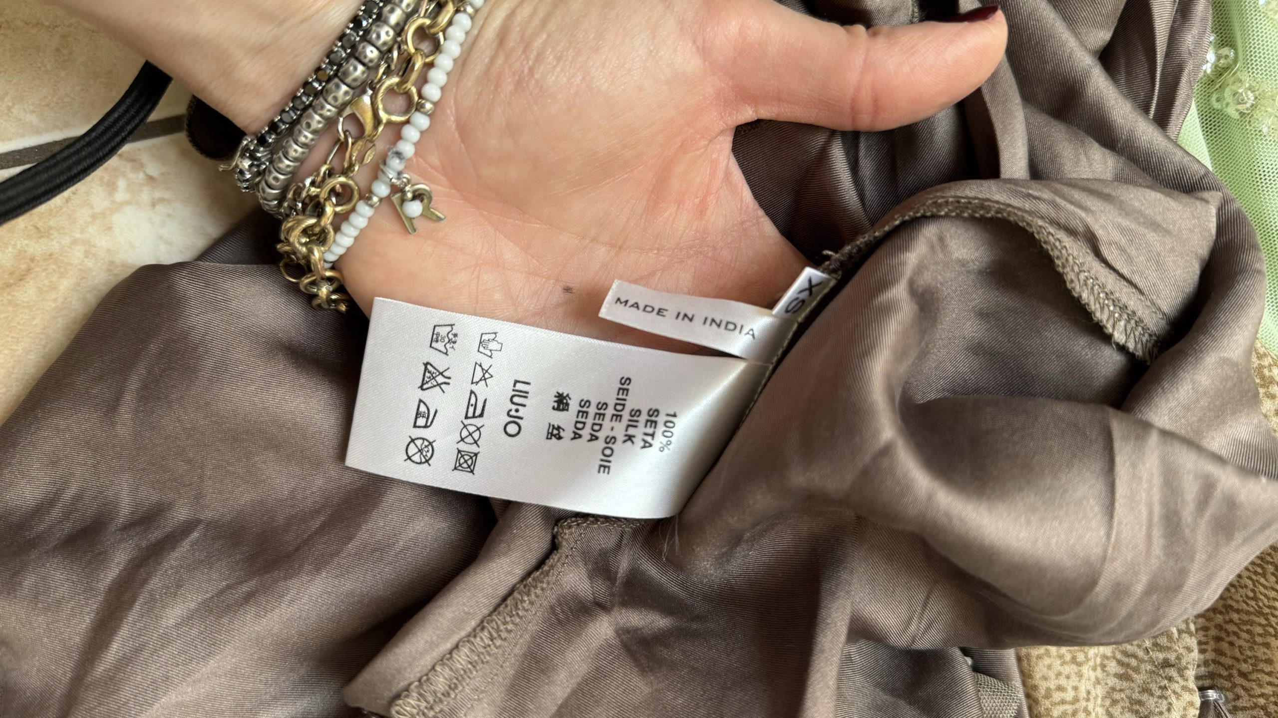 Vestito in seta Liu Jo con ricami - immagine 3