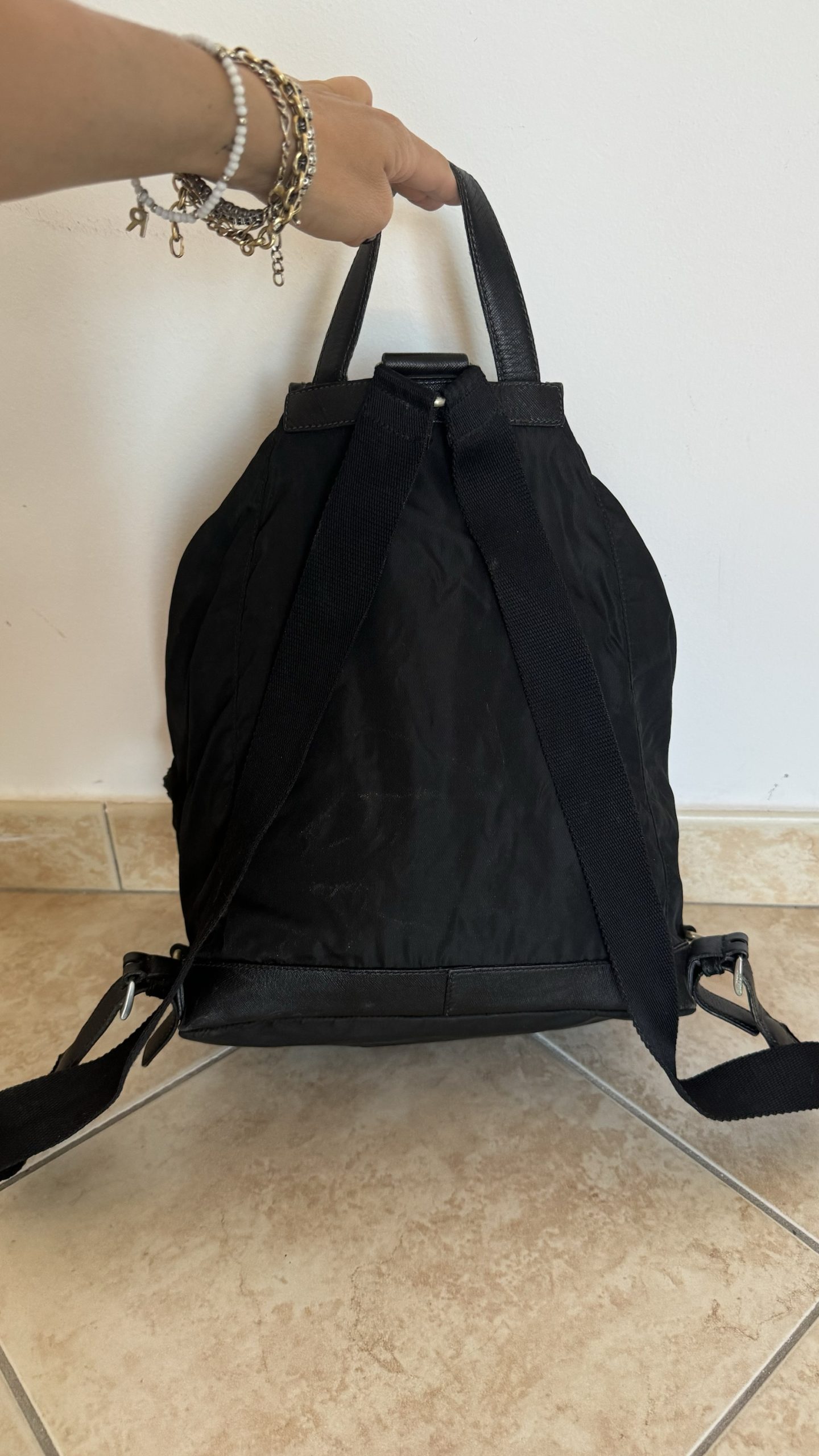 Zaino in nylon Prada con zip - immagine 3