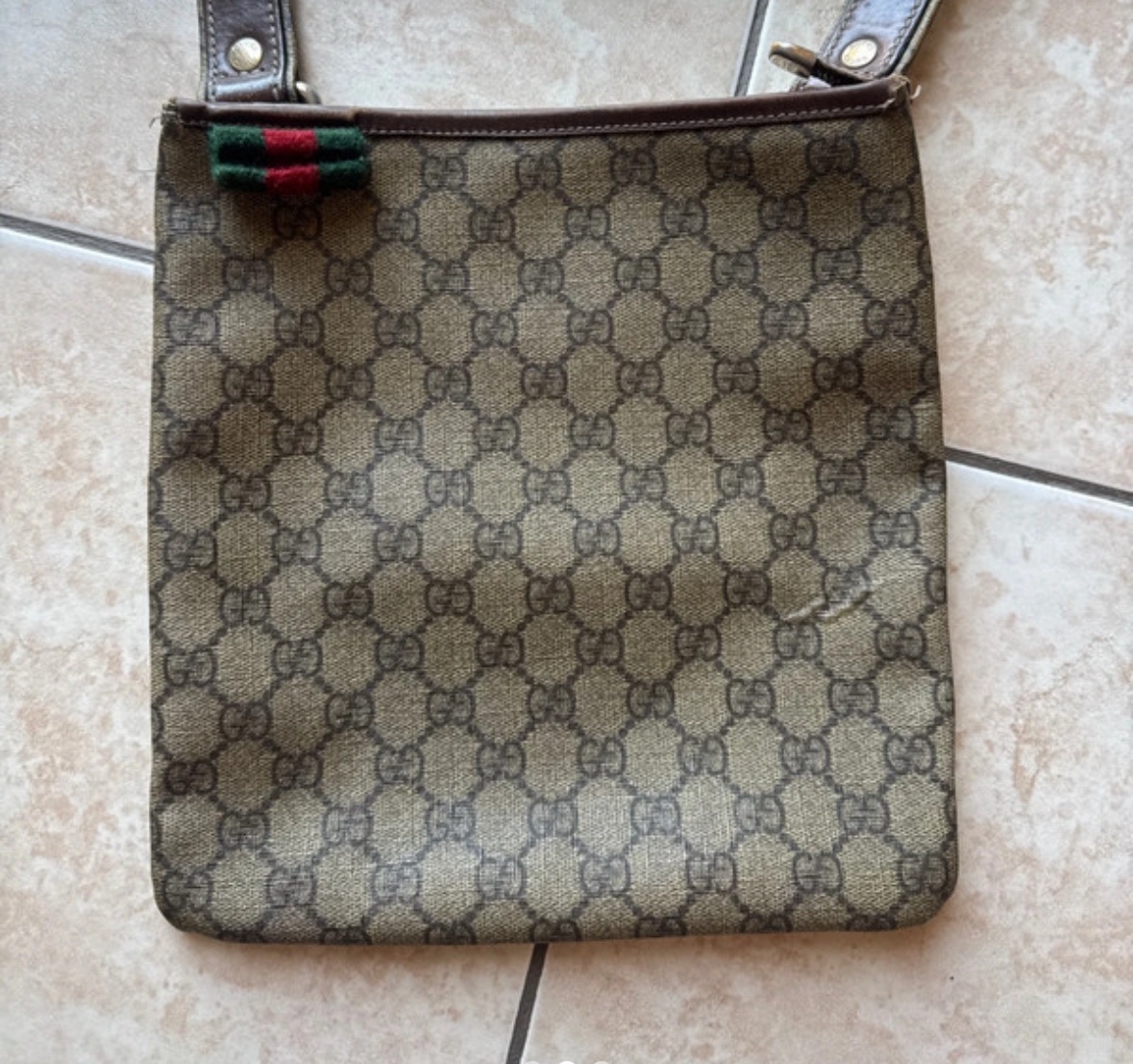 Borsello Gucci in tela monogram - immagine 6