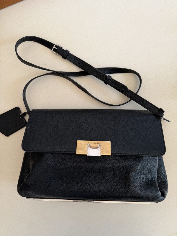 Balenciaga Le Dix in pelle di vitello a tracolla