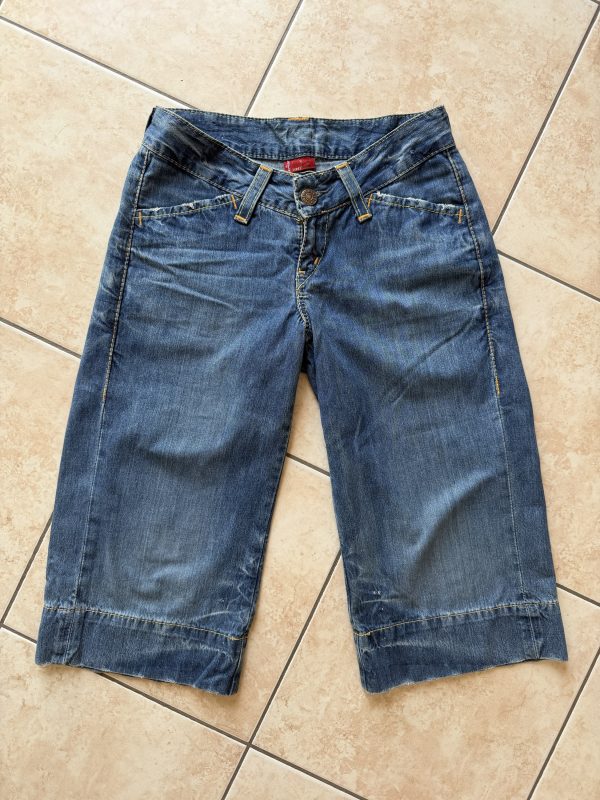 Jorts Levi&rsquo;s a vita bassa anni 2000