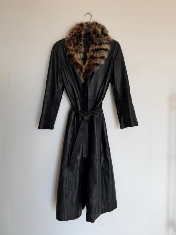 Cappotto in vera pelle e collo di pelliccia di volpe